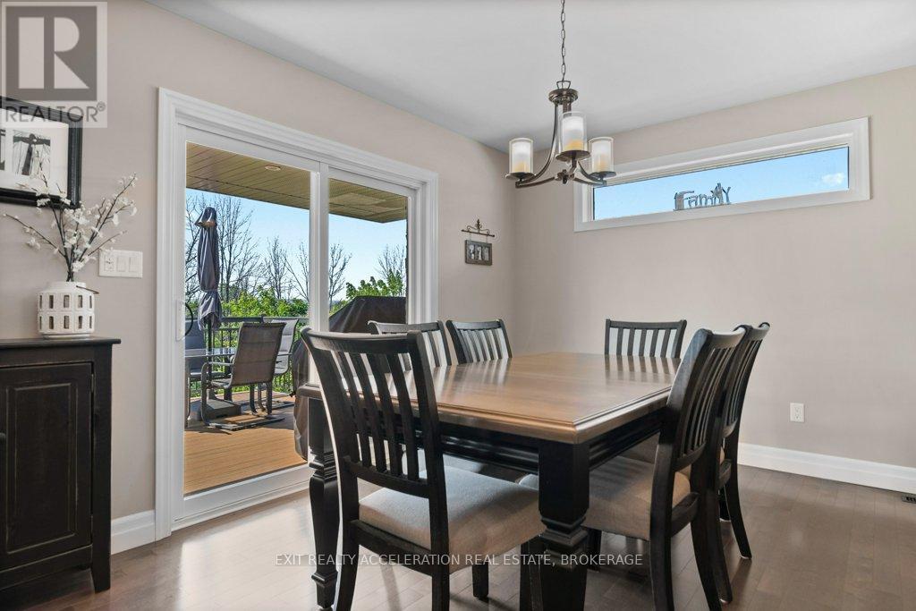 79 Hartwood Crescent, Greater Napanee, Ontario  K7R 0A8 - Photo 12 - X12245330