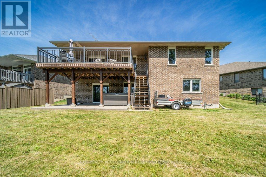 79 Hartwood Crescent, Greater Napanee, Ontario  K7R 0A8 - Photo 36 - X12245330