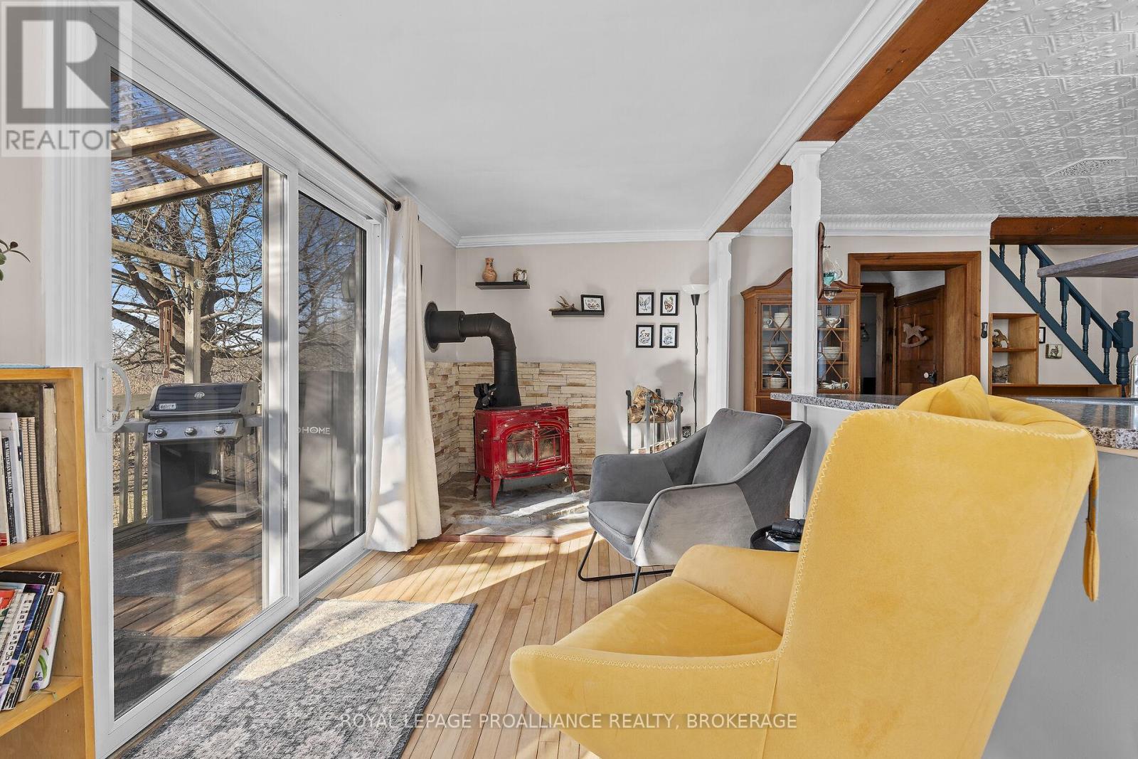 718 Jones Falls Road, Rideau Lakes, Ontario  K0G 1E0 - Photo 17 - X12446366