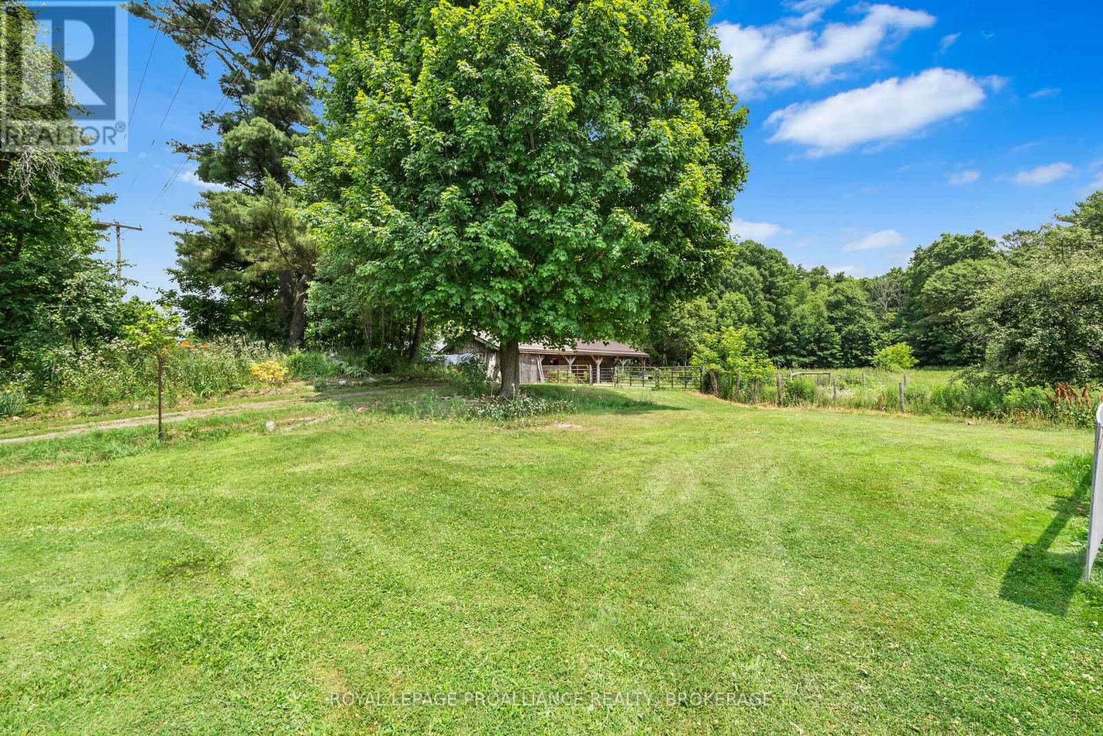 718 Jones Falls Road, Rideau Lakes, Ontario  K0G 1E0 - Photo 33 - X12446366