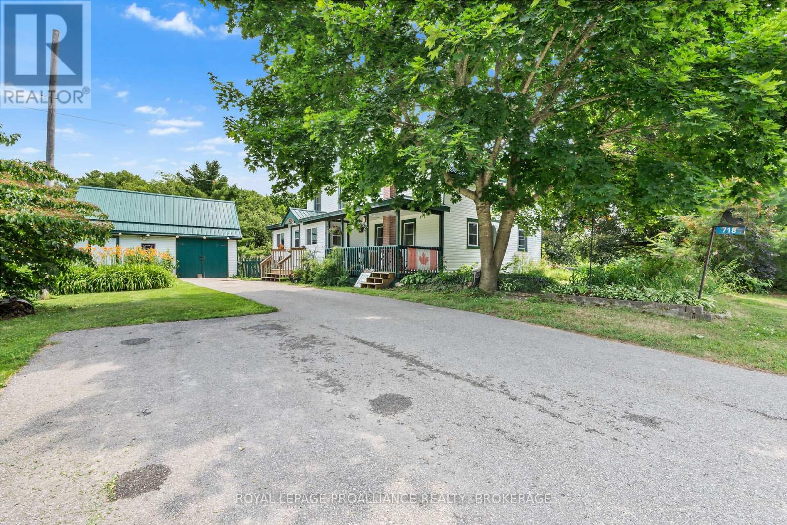 718 Jones Falls Road, Rideau Lakes, Ontario  K0G 1E0 - Photo 4 - X12446366