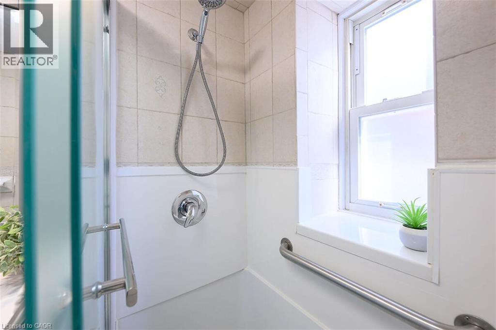 9 Grant Boulevard Unit# 107, Dundas, Ontario  L9H 4L5 - Photo 23 - 40773391