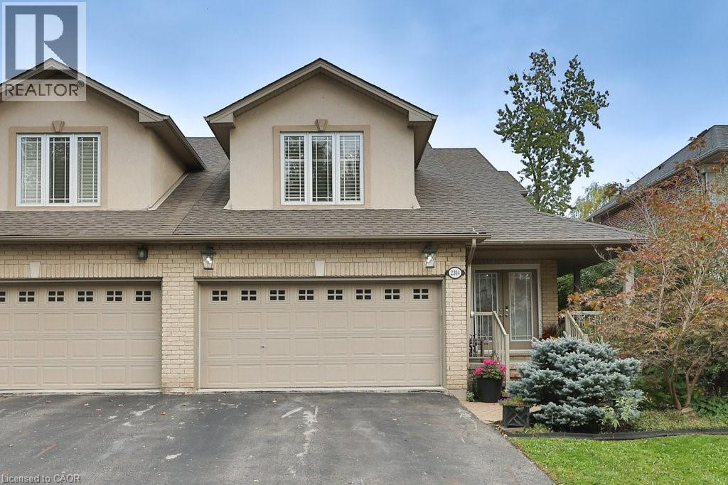 2304 Sovereign Street, Oakville, Ontario  L6L 1L6 - Photo 1 - 40769757