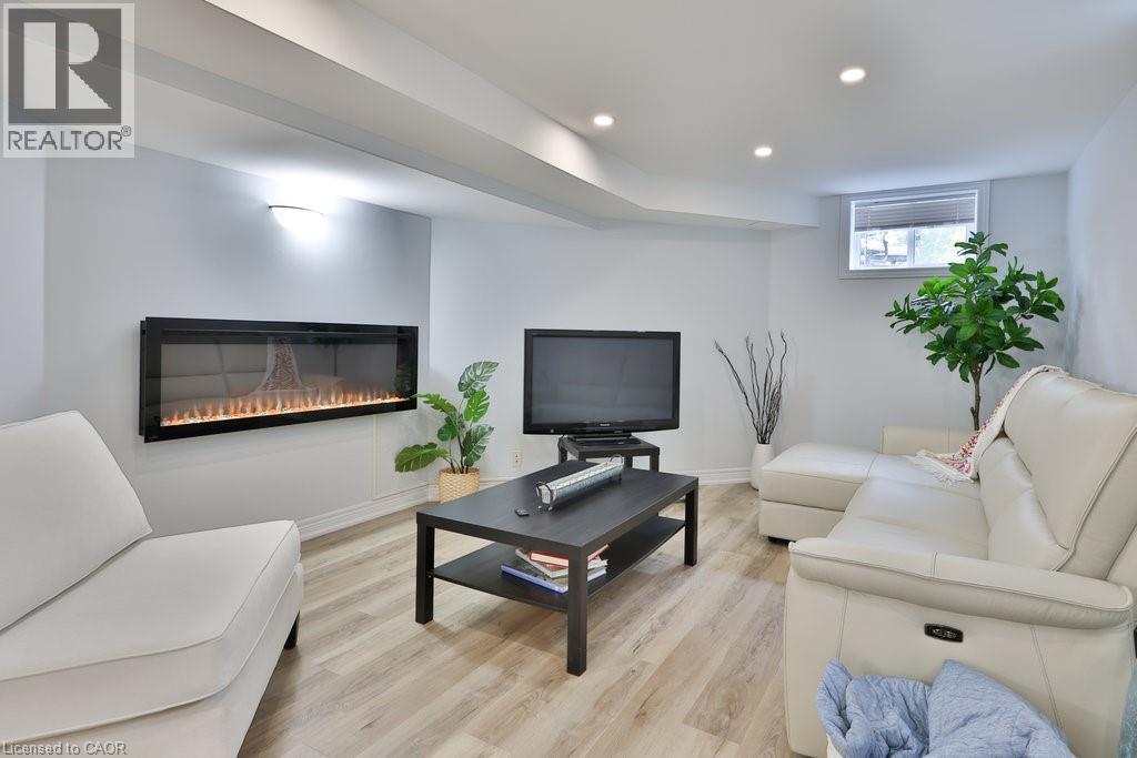 2304 Sovereign Street, Oakville, Ontario  L6L 1L6 - Photo 26 - 40769757