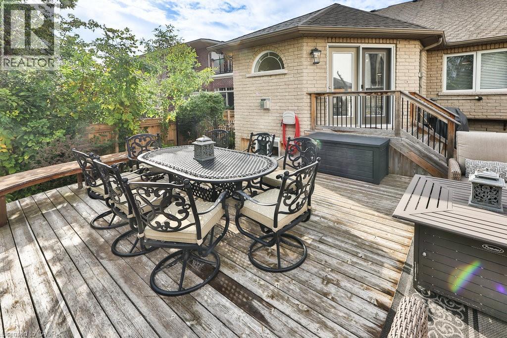 2304 Sovereign Street, Oakville, Ontario  L6L 1L6 - Photo 35 - 40769757