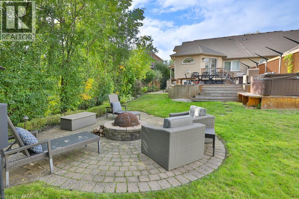 2304 Sovereign Street, Oakville, Ontario  L6L 1L6 - Photo 36 - 40769757