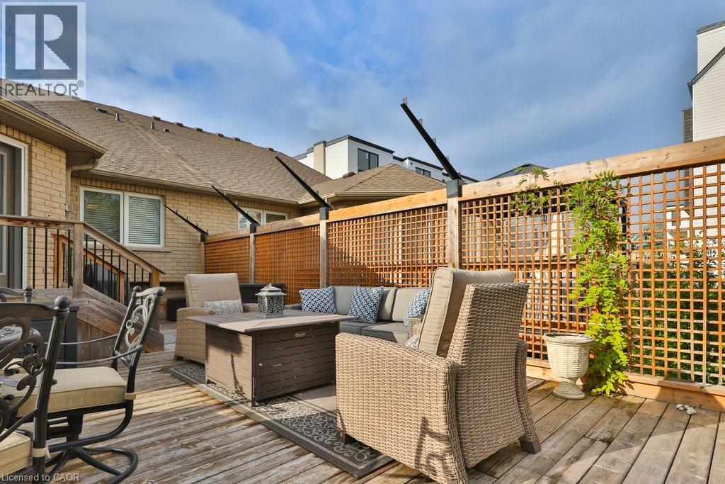 2304 Sovereign Street, Oakville, Ontario  L6L 1L6 - Photo 37 - 40769757
