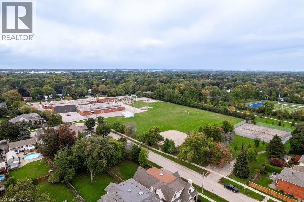2304 Sovereign Street, Oakville, Ontario  L6L 1L6 - Photo 5 - 40769757