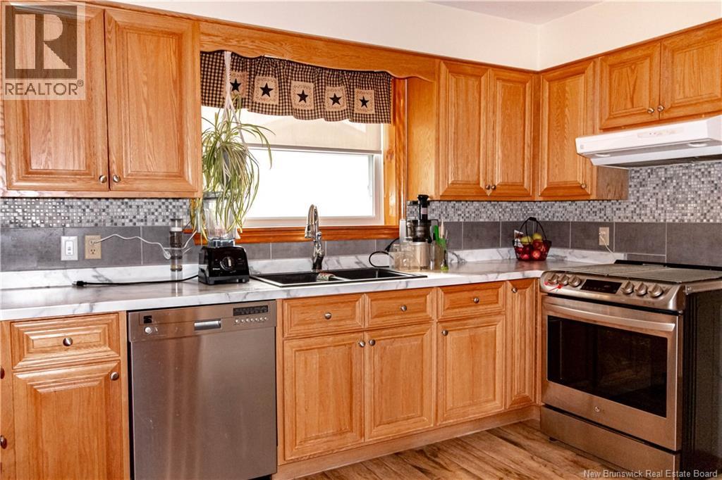 27 Maxwell Drive, Sussex, New Brunswick  E4E 2E1 - Photo 14 - NB127985