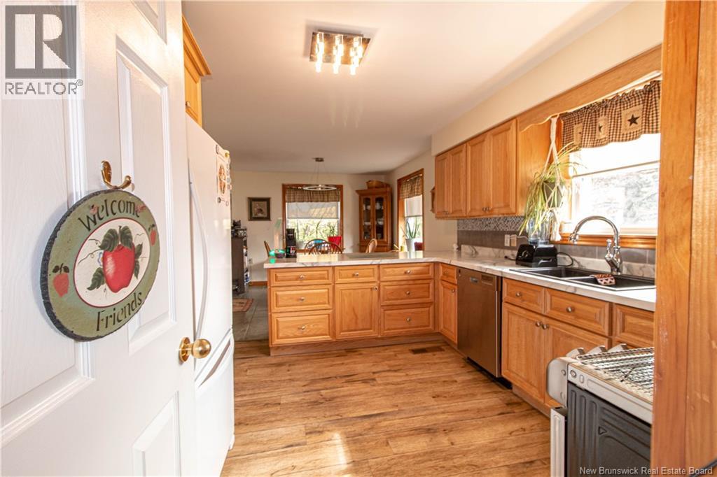 27 Maxwell Drive, Sussex, New Brunswick  E4E 2E1 - Photo 16 - NB127985