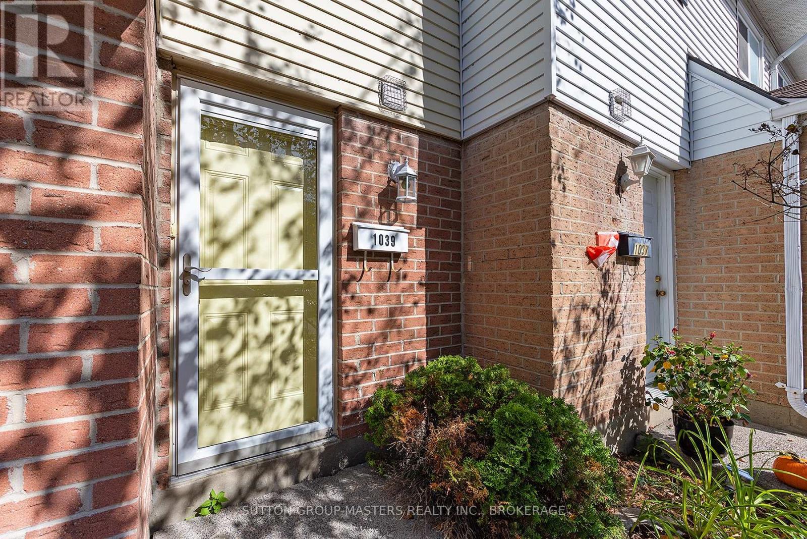 31 - 1039 Craig Lane, Kingston, Ontario  K7M 7R9 - Photo 1 - X12446889