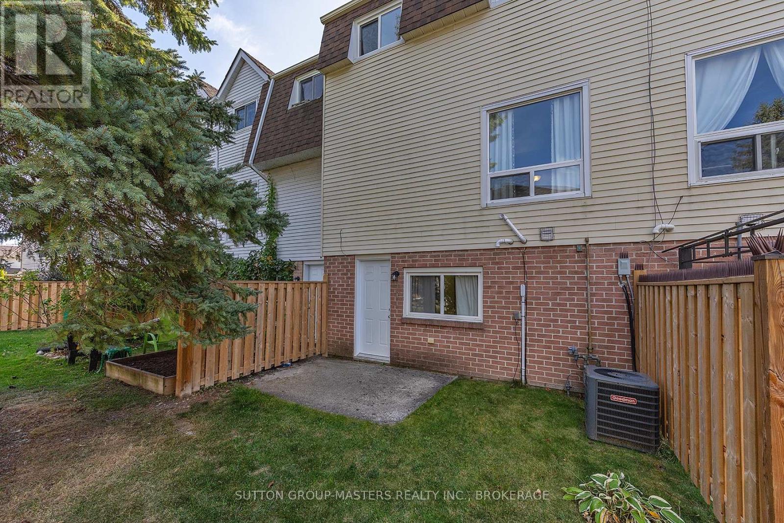 31 - 1039 Craig Lane, Kingston, Ontario  K7M 7R9 - Photo 30 - X12446889