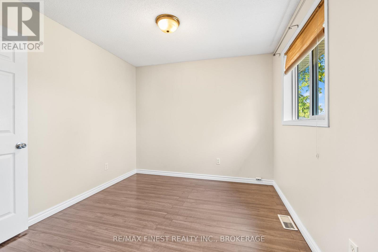 66 Dalgleish Avenue, Kingston, Ontario  K7K 7E1 - Photo 26 - X12446919