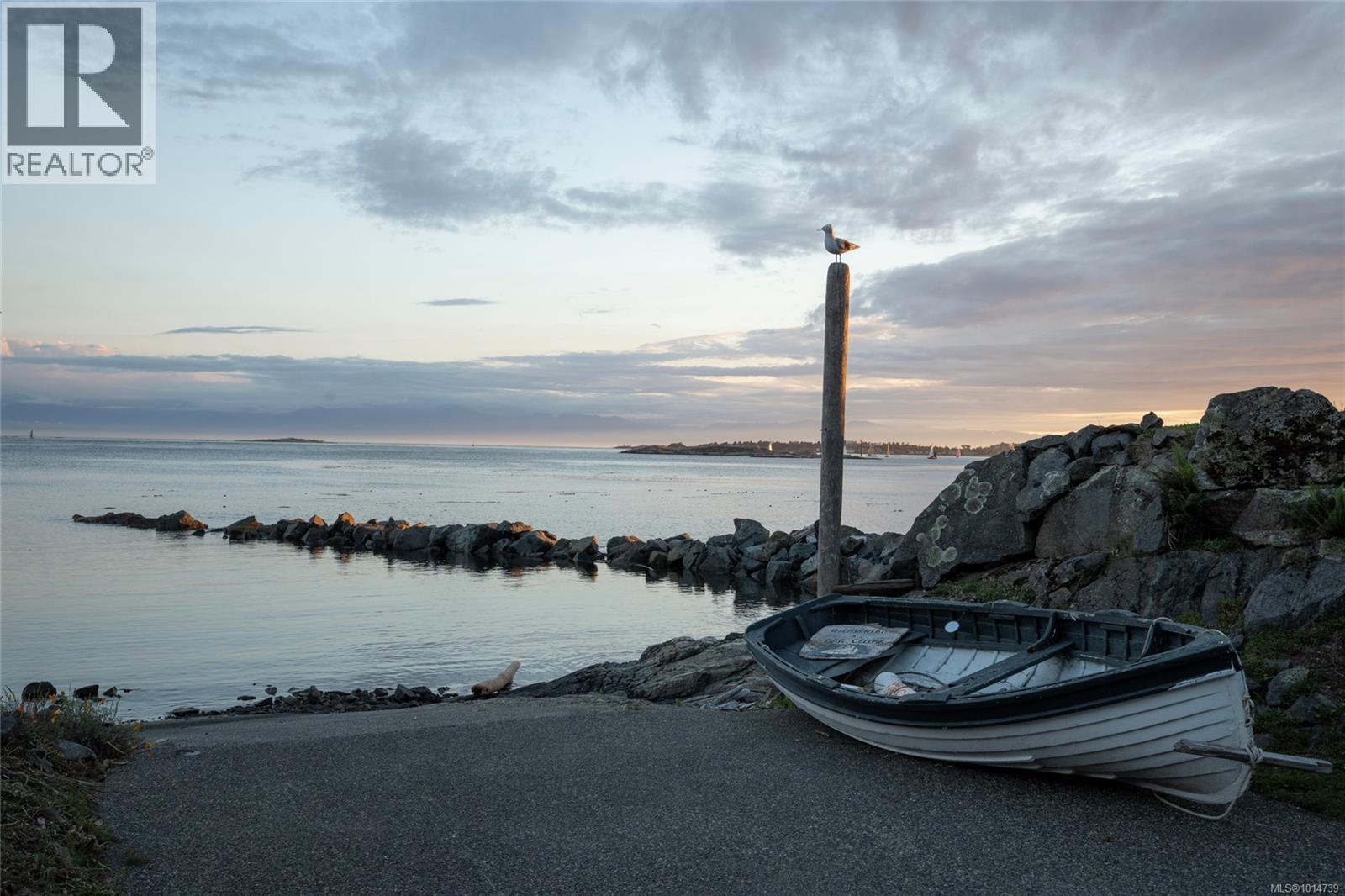 3045 Mcanally Rd, Saanich, British Columbia  V8N 1T3 - Photo 82 - 1014739