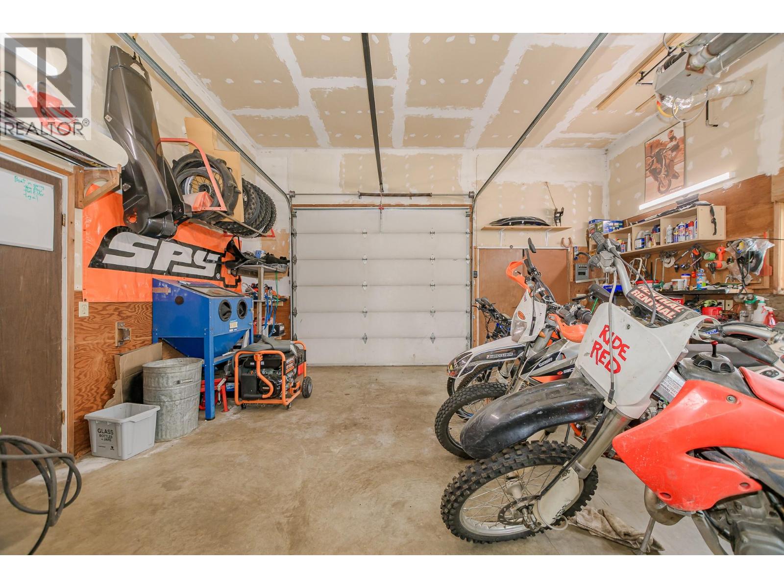 1421 Rauma Avenue, Sicamous, British Columbia  V0E 2V4 - Photo 47 - 10355065
