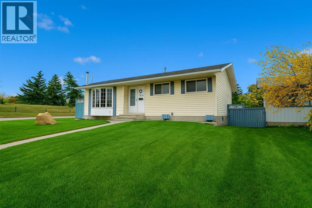 24 Rundleson Way Ne, Calgary, Alberta  T1Y 3N6 - Photo 3 - A2261697