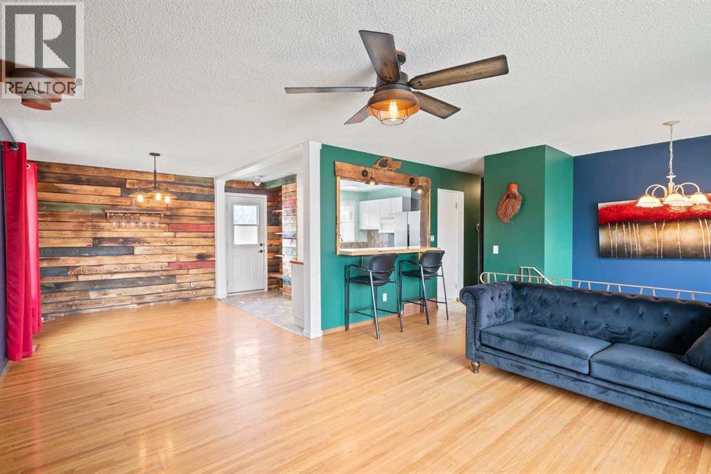 2111 69 Avenue Se, Calgary, Alberta  T2C 0E5 - Photo 6 - A2262393