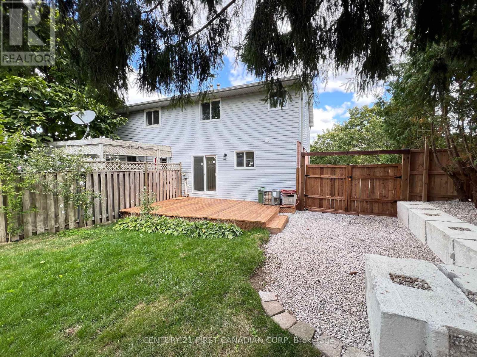 5 Chiddington Gate, London South (South R), Ontario  N6C 5K9 - Photo 31 - X12446788