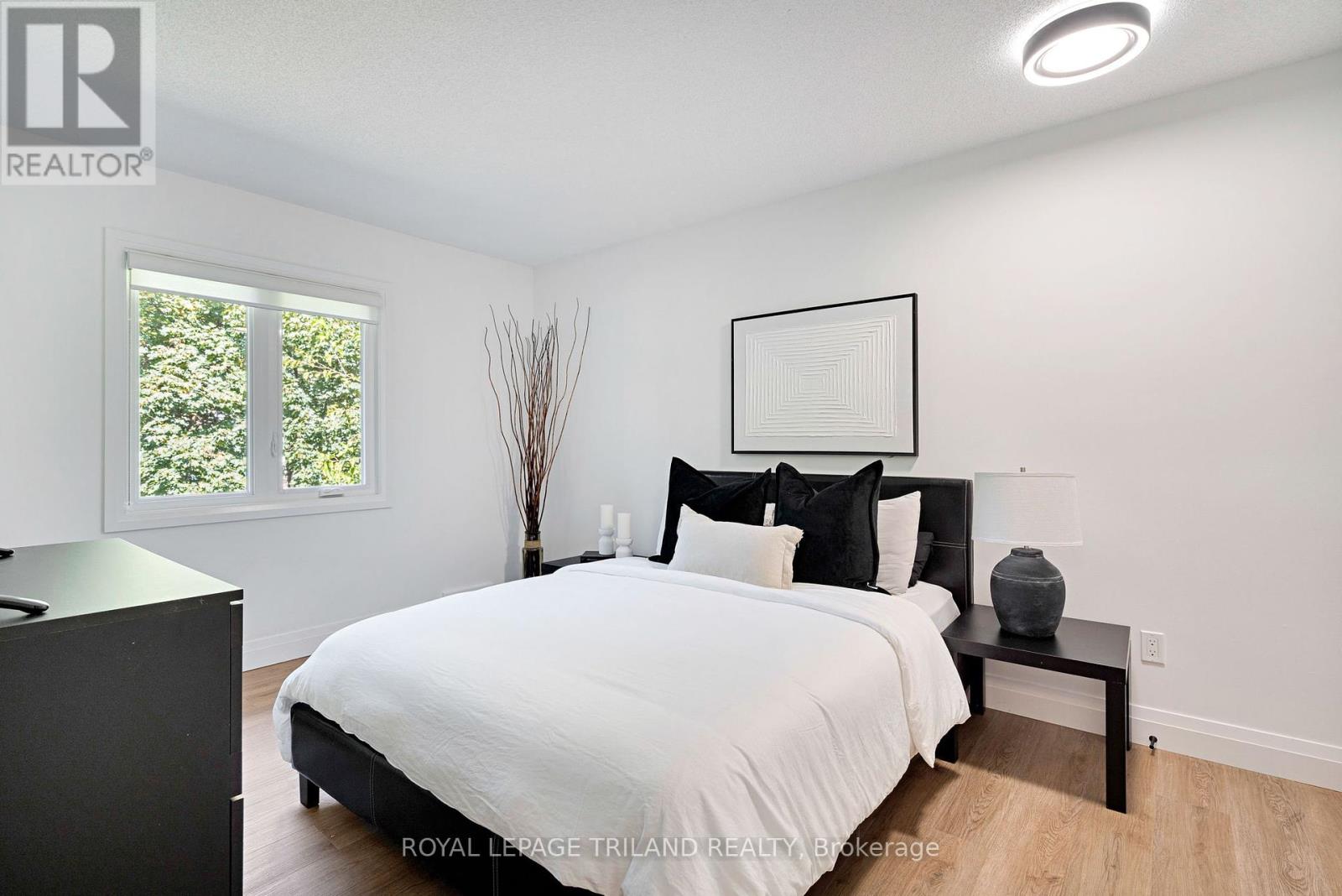 22 Wendy Crescent, London North (North B), Ontario  N5X 3J6 - Photo 31 - X12446802