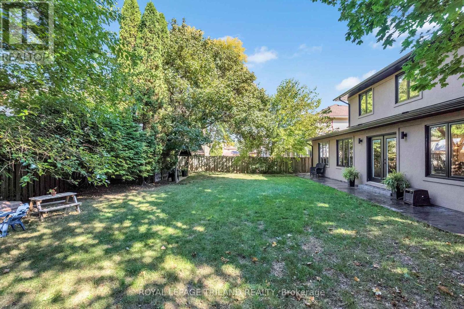 22 Wendy Crescent, London North (North B), Ontario  N5X 3J6 - Photo 45 - X12446802