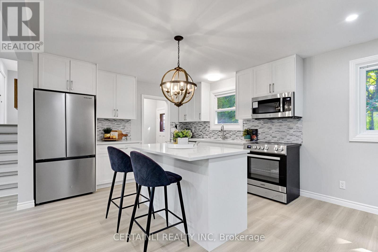 723 Barclay Road, London South (South M), Ontario  N6K 1K4 - Photo 13 - X12446811