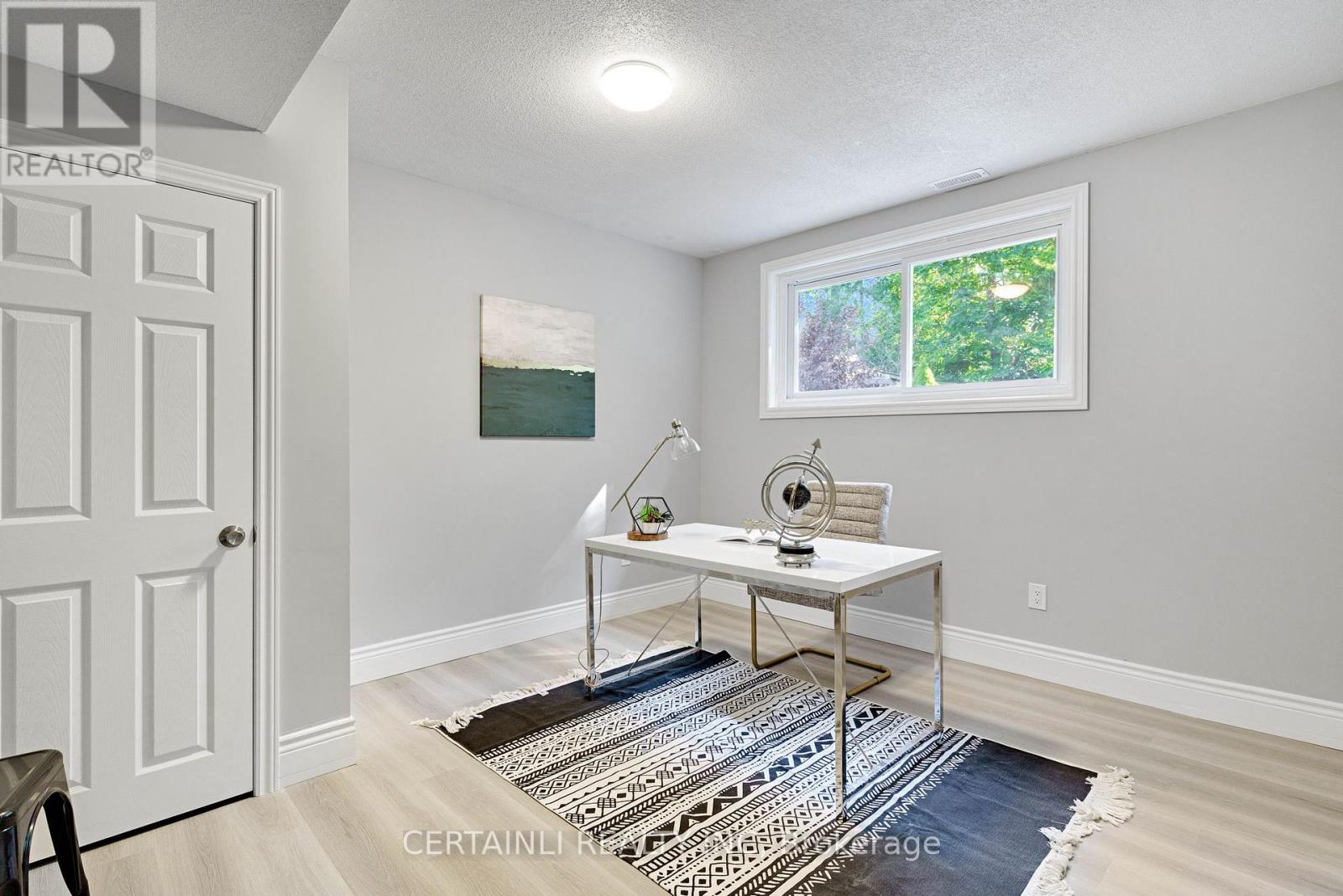 723 Barclay Road, London South (South M), Ontario  N6K 1K4 - Photo 30 - X12446811