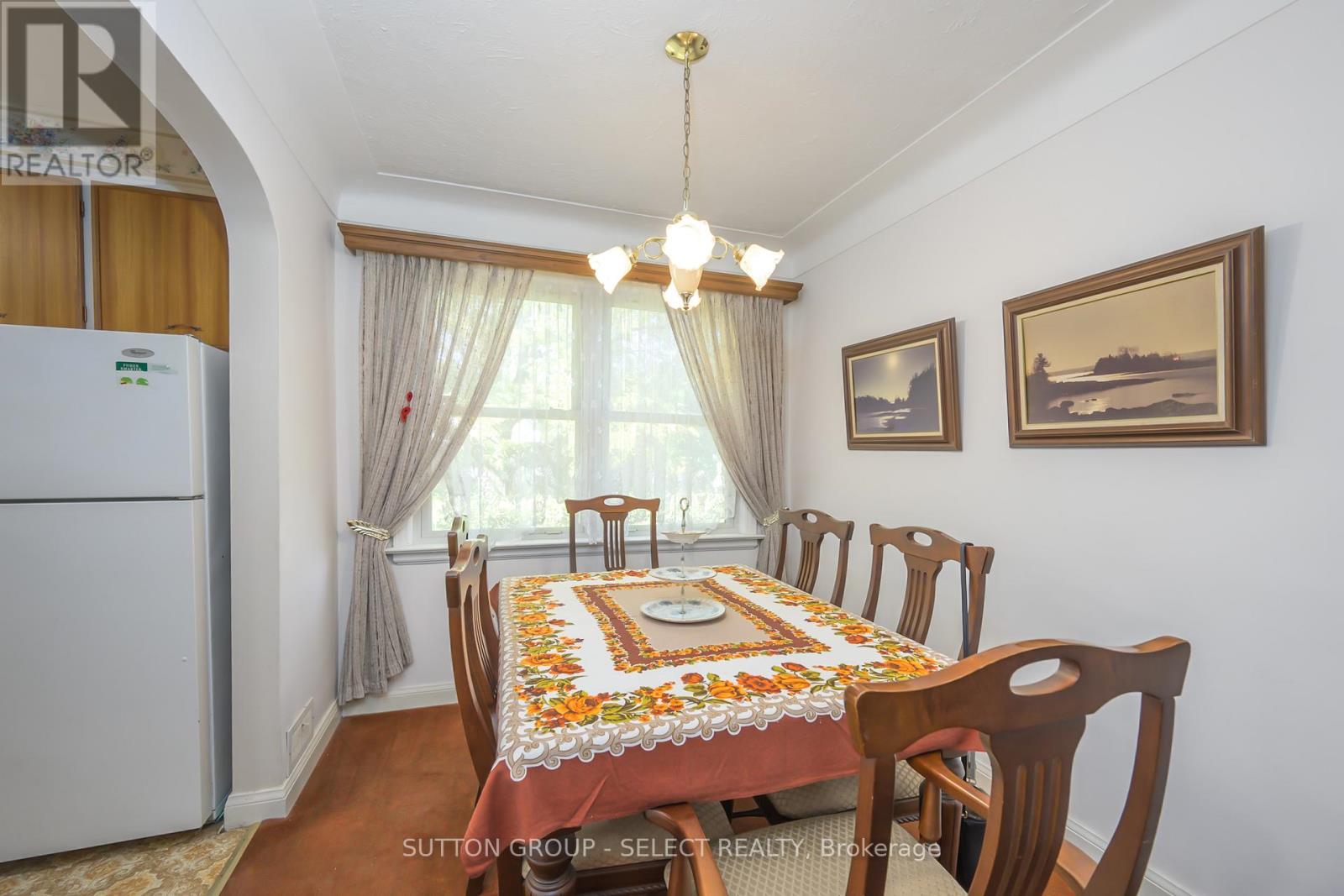249 Taylor Street, London East (East C), Ontario  N5Y 2J6 - Photo 8 - X12446910
