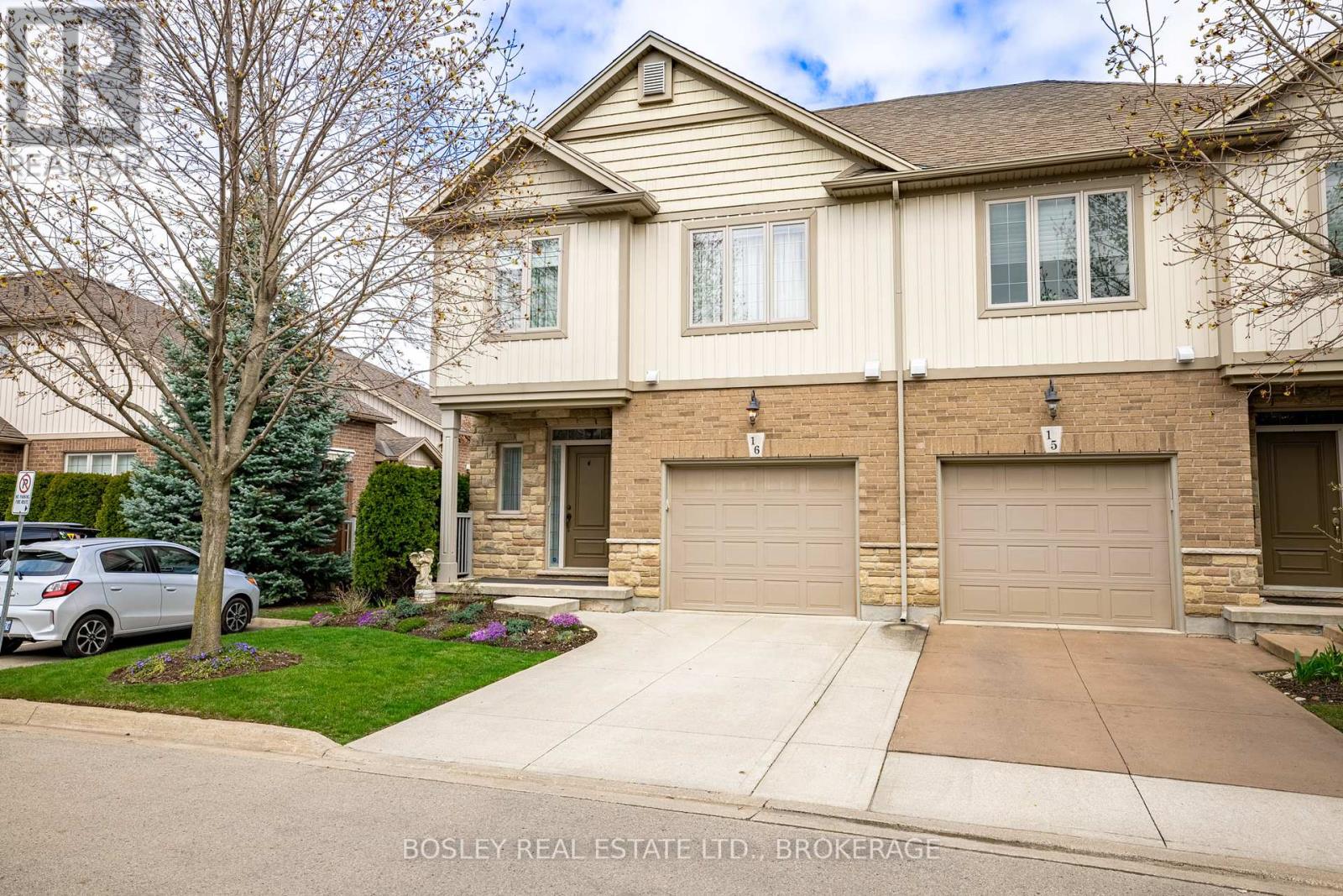 16 - 409 Niagara Street, St. Catharines, Ontario  L2M 4V9 - Photo 1 - X12446624