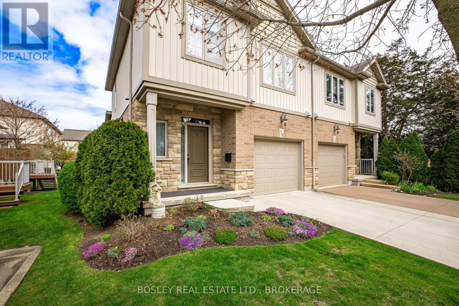 16 - 409 Niagara Street, St. Catharines, Ontario  L2M 4V9 - Photo 2 - X12446624