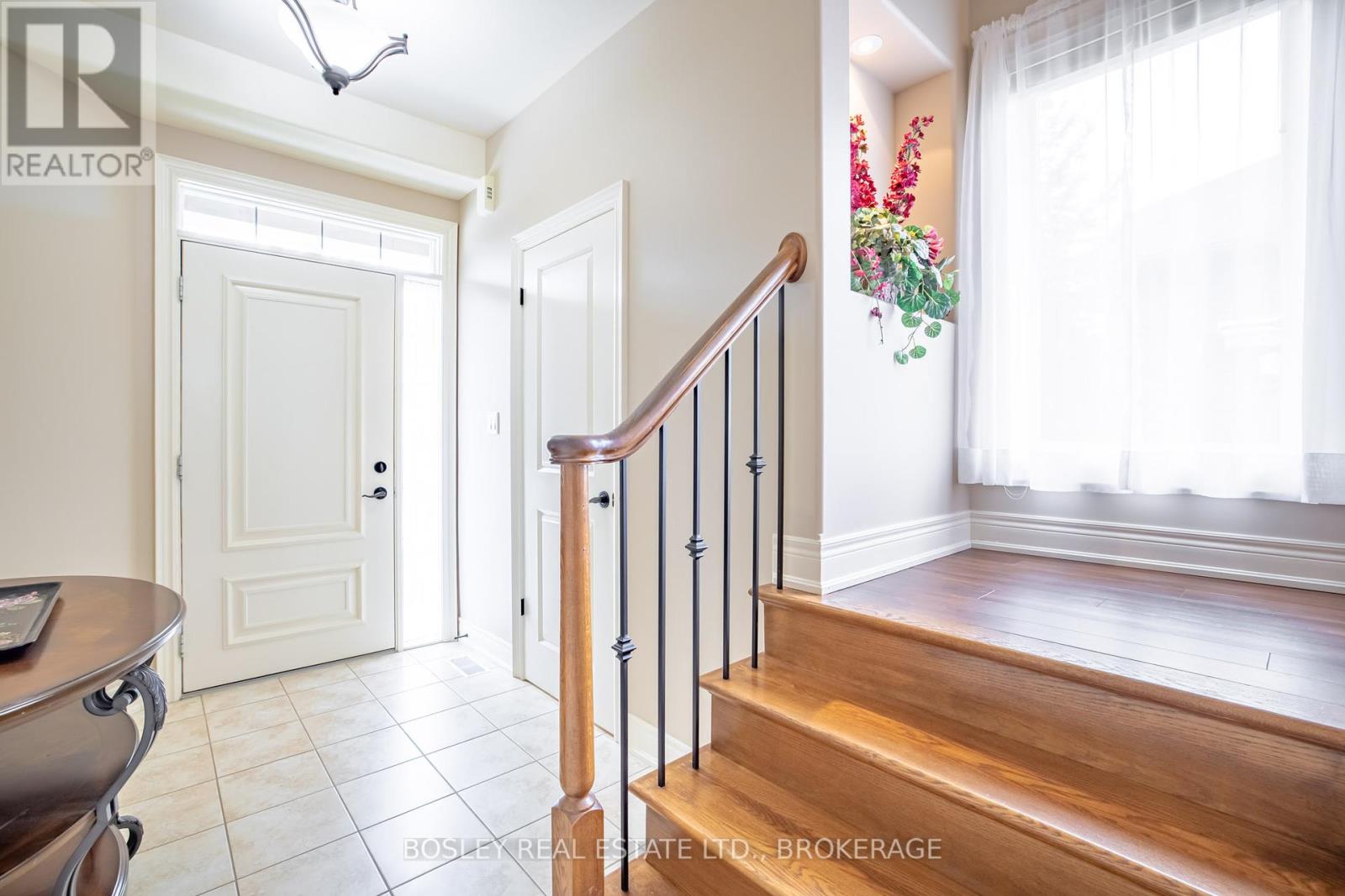 16 - 409 Niagara Street, St. Catharines, Ontario  L2M 4V9 - Photo 5 - X12446624