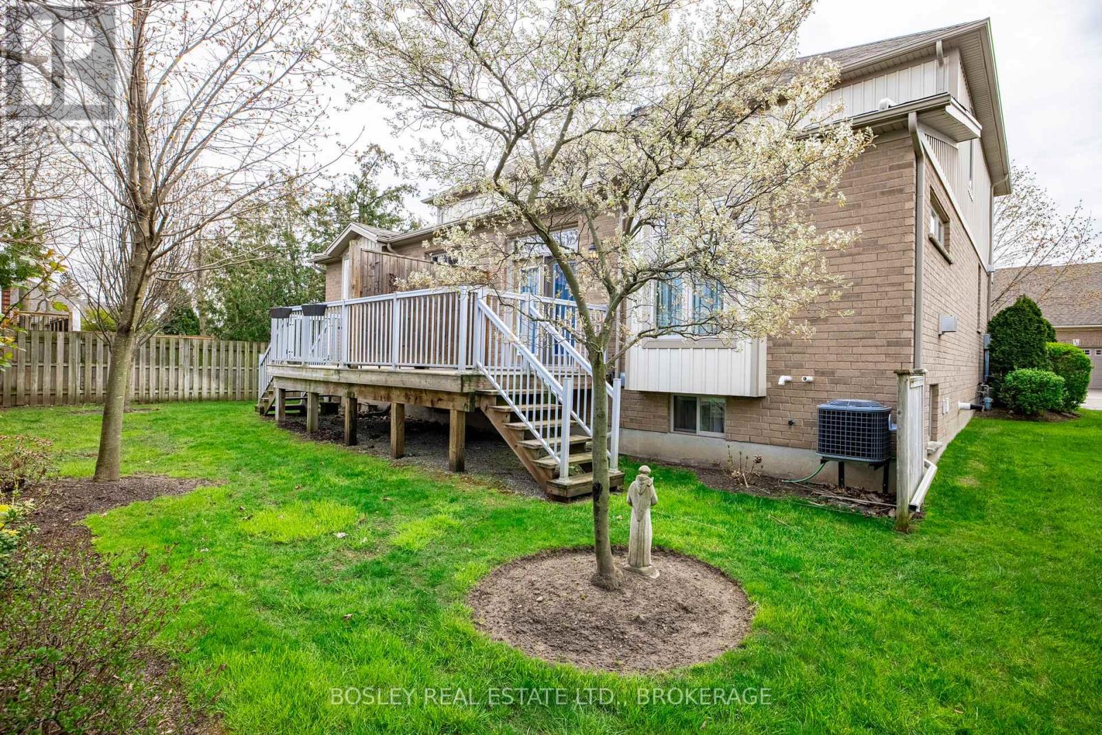 16 - 409 Niagara Street, St. Catharines, Ontario  L2M 4V9 - Photo 29 - X12446624