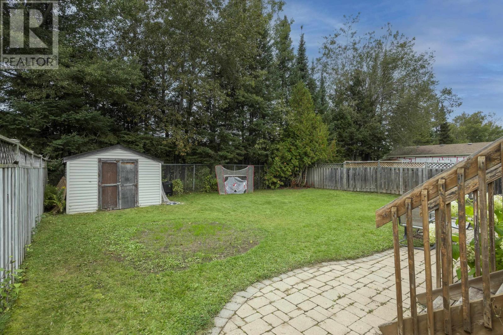 643 Vienna St, Thunder Bay, Ontario  P7G 1B6 - Photo 44 - TB253089