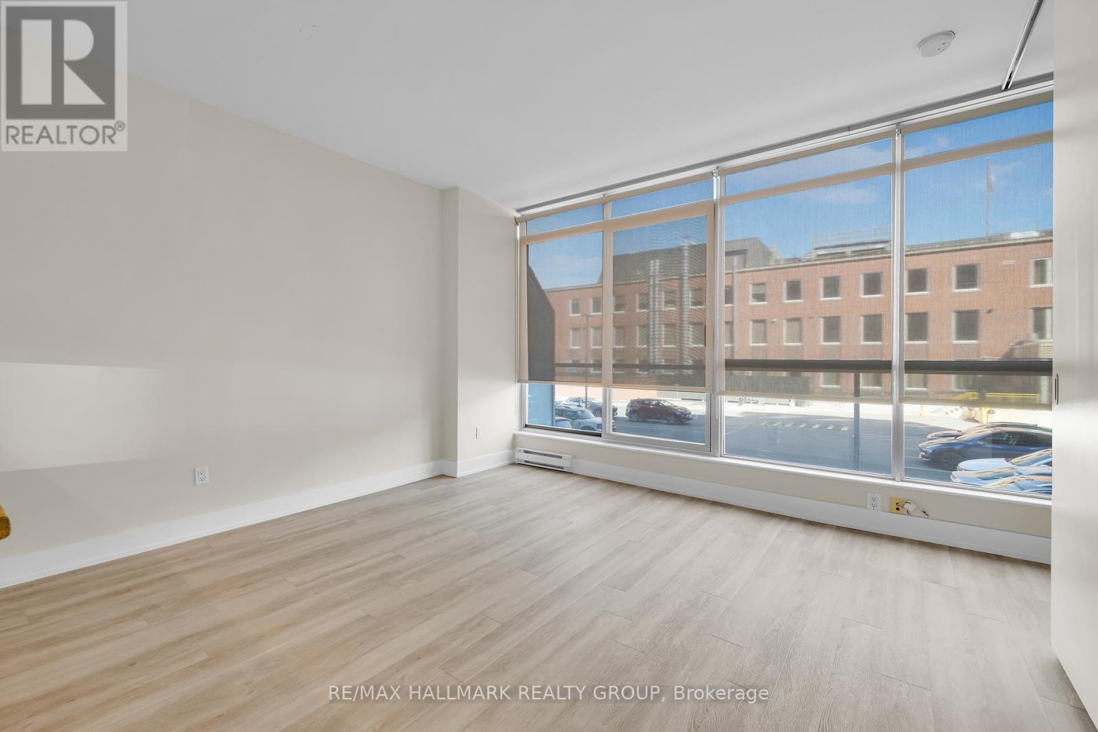 210 - 180 York Street, Ottawa, Ontario  K1N 1J6 - Photo 8 - X12446863