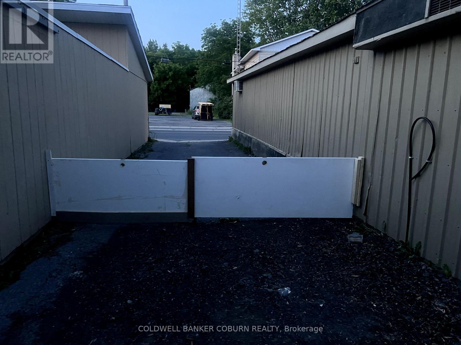 4322 County Road, South Dundas, Ontario  K7G 2V6 - Photo 21 - X12446899