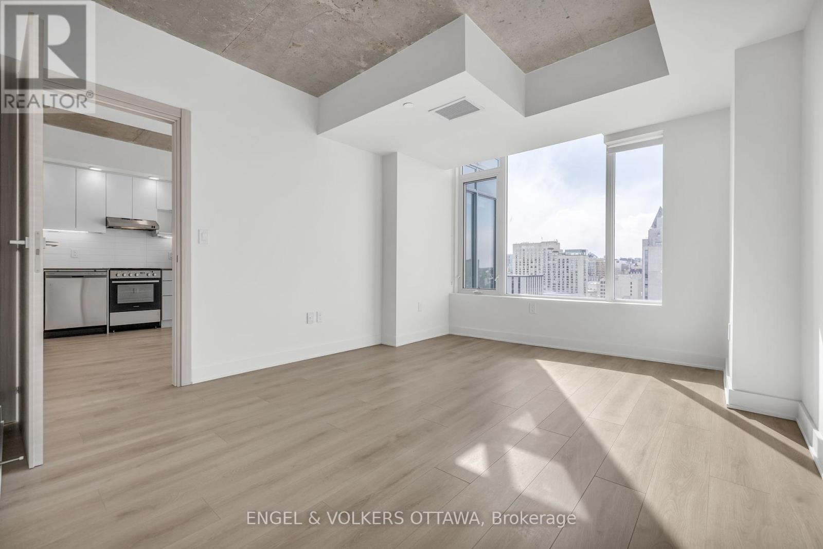 2411 - 199 Rideau Street, Ottawa, Ontario  K1N 0E9 - Photo 11 - X12446913