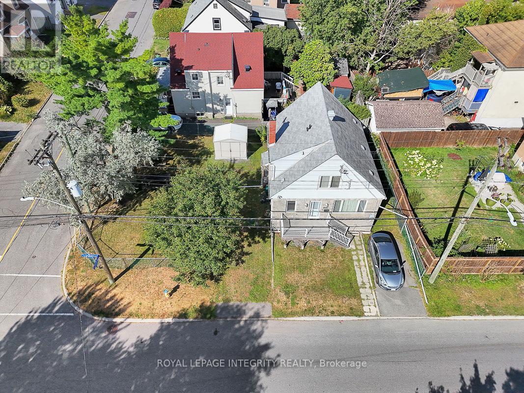 348 Lafontaine Avenue, Ottawa, Ontario  K1L 6X5 - Photo 17 - X12446951