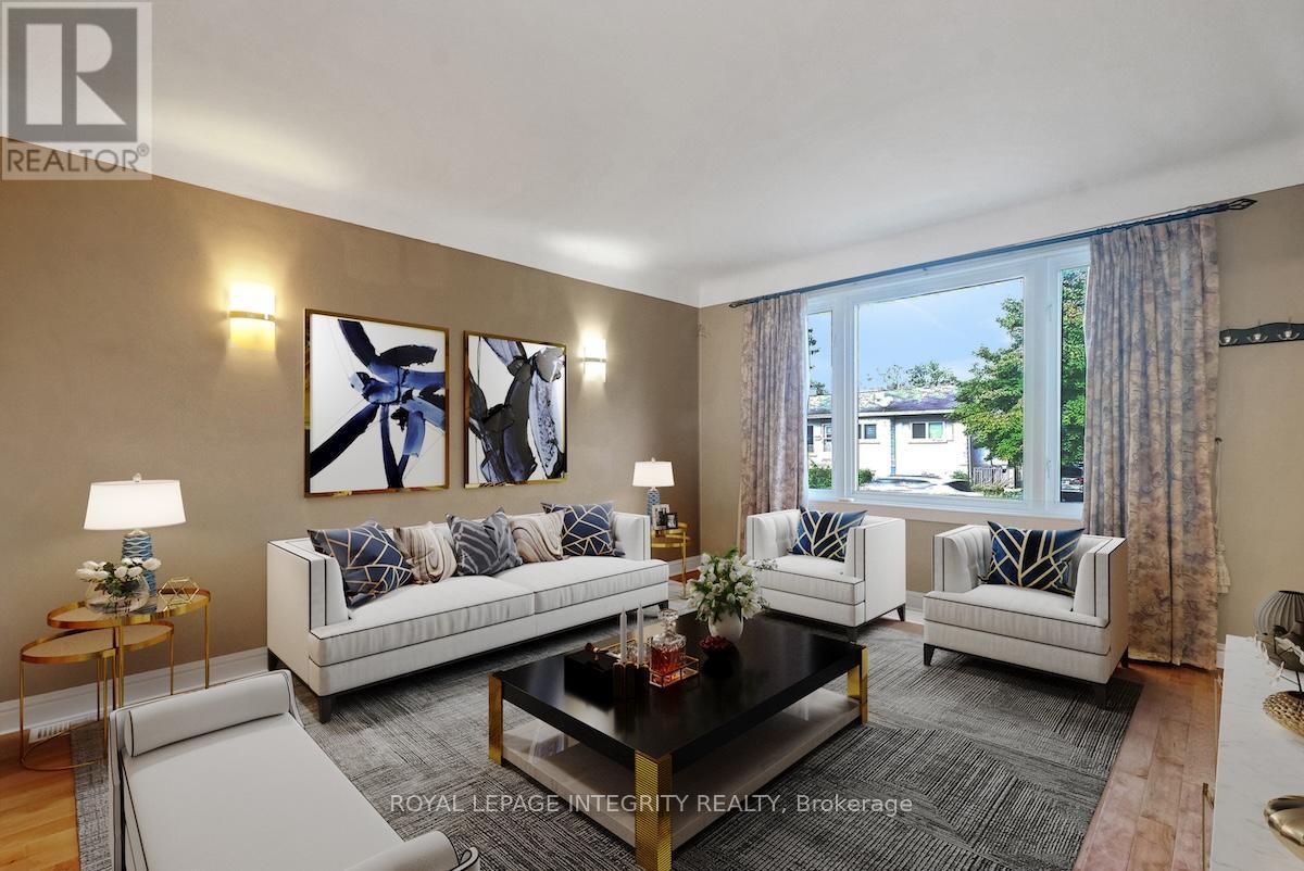 348 Lafontaine Avenue, Ottawa, Ontario  K1L 6X5 - Photo 4 - X12446951