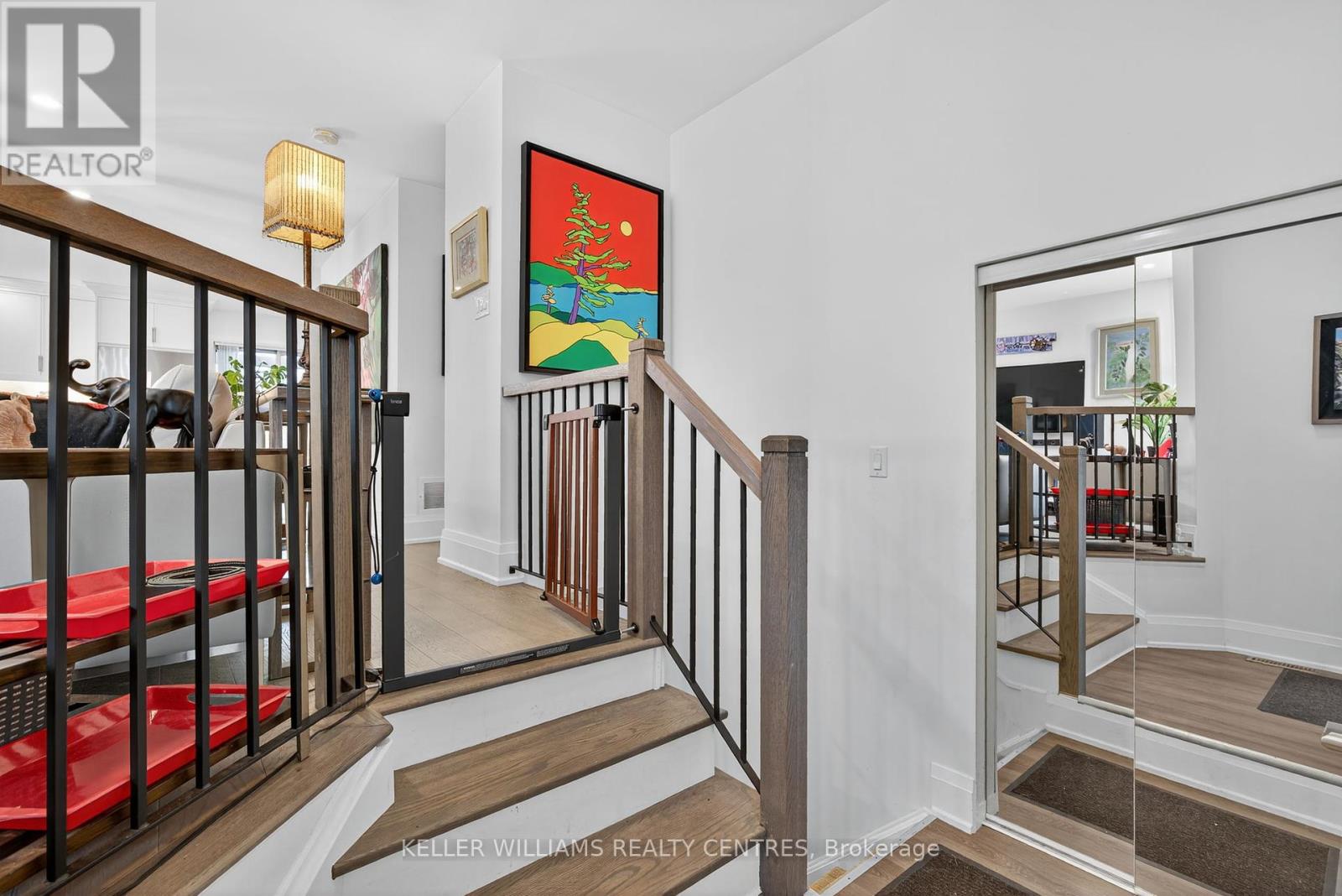 165 Clearmeadow Boulevard, Newmarket, Ontario  L3X 2E4 - Photo 8 - N12341179
