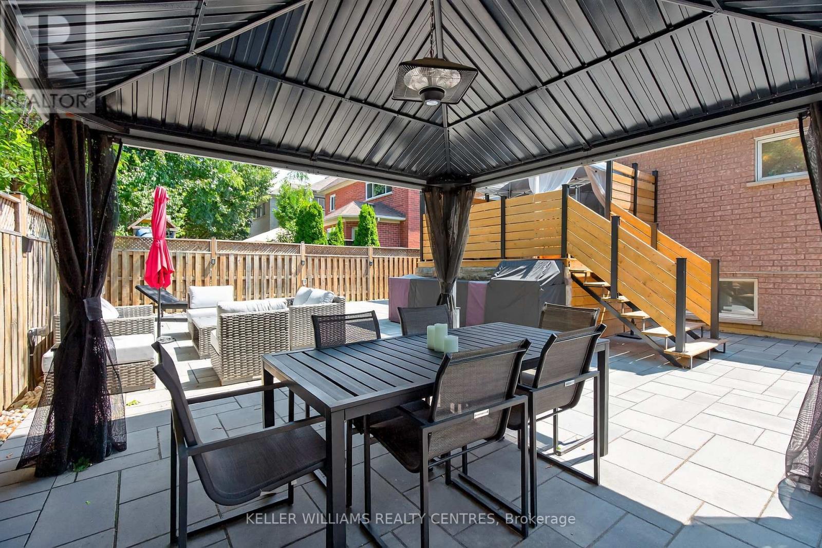 165 Clearmeadow Boulevard, Newmarket, Ontario  L3X 2E4 - Photo 38 - N12341179
