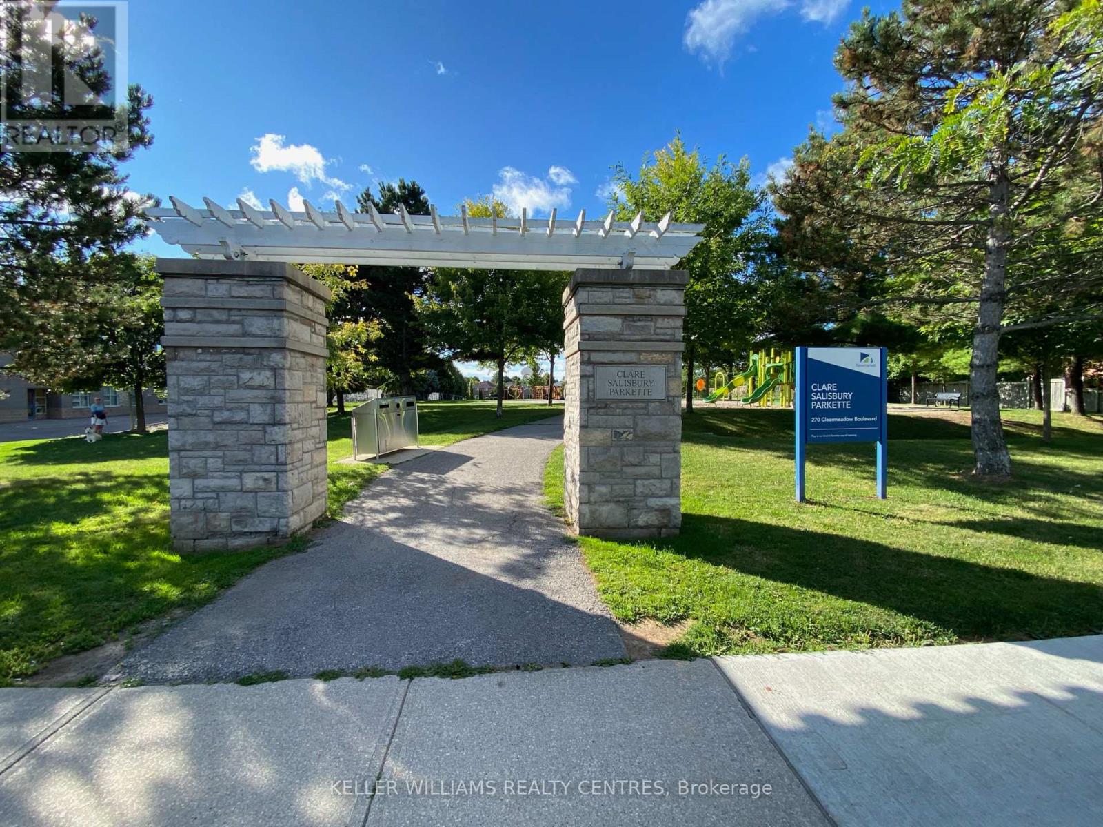 165 Clearmeadow Boulevard, Newmarket, Ontario  L3X 2E4 - Photo 48 - N12341179