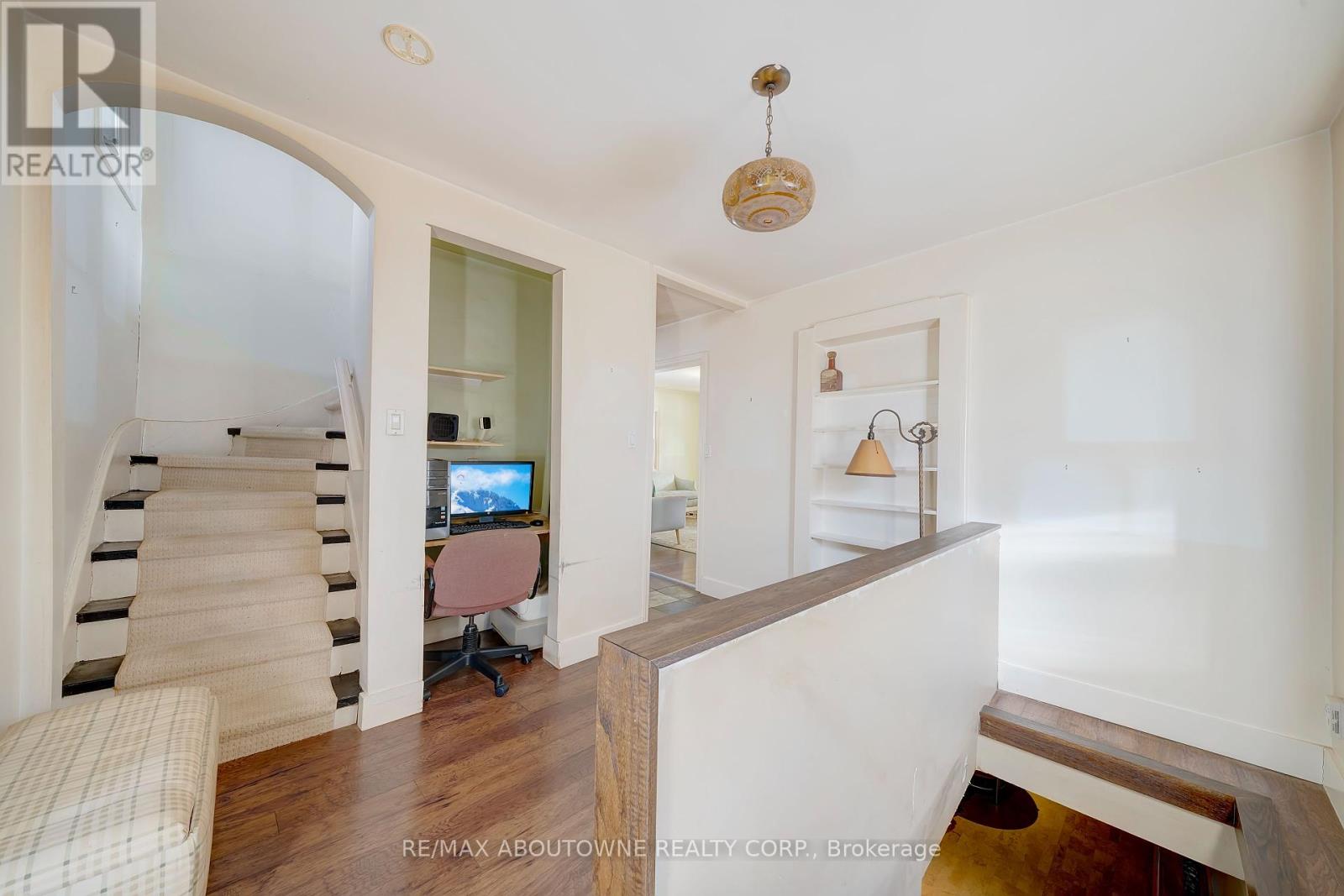 47 Stewart Street, Oakville (Co Central), Ontario  L6K 1X6 - Photo 15 - W12211033