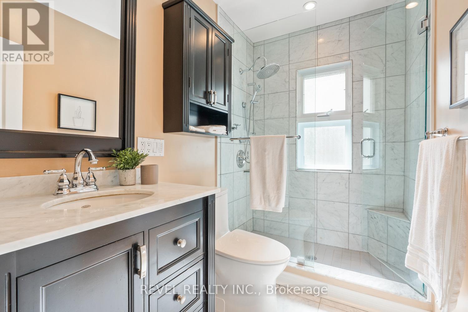 237 Bartlett Avenue, Toronto, Ontario  M6H 3G3 - Photo 17 - W12440597