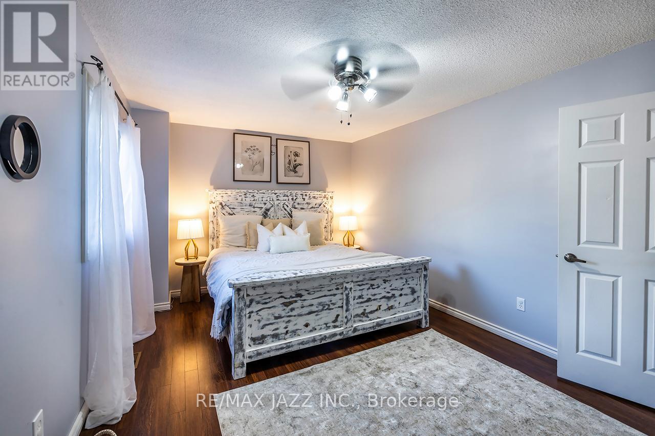 53 Vail Meadows Crescent, Clarington, Ontario  L1C 4T2 - Photo 11 - E12440321