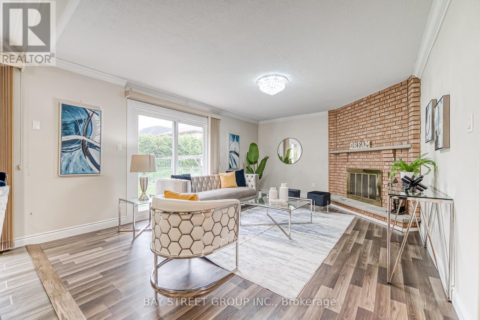 627 Conacher Drive, Toronto, Ontario  M2M 3N2 - Photo 16 - C12446731
