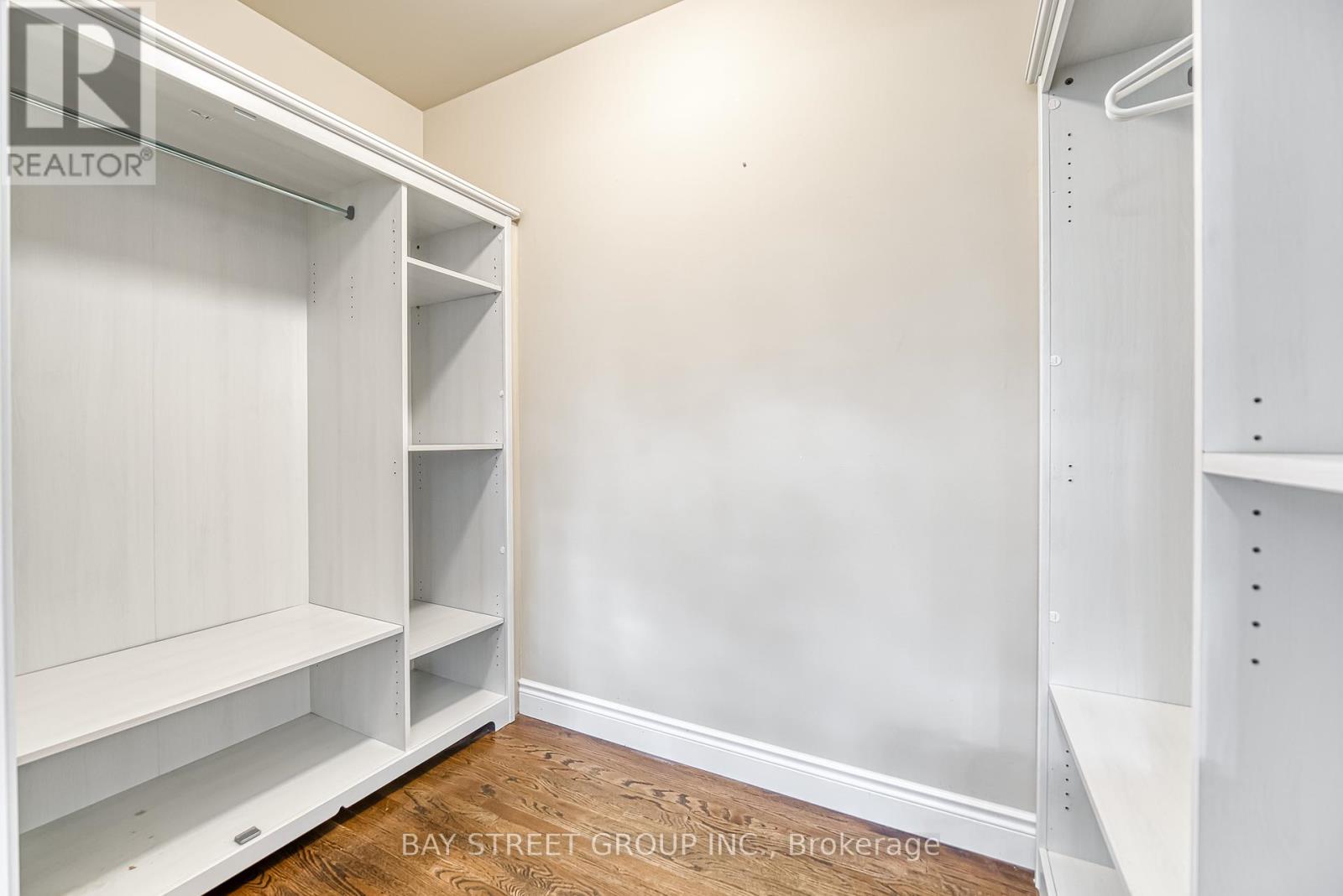 627 Conacher Drive, Toronto, Ontario  M2M 3N2 - Photo 26 - C12446731