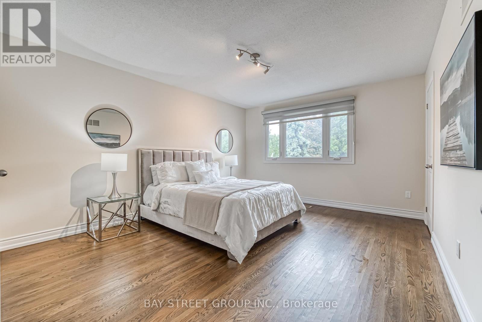 627 Conacher Drive, Toronto, Ontario  M2M 3N2 - Photo 29 - C12446731