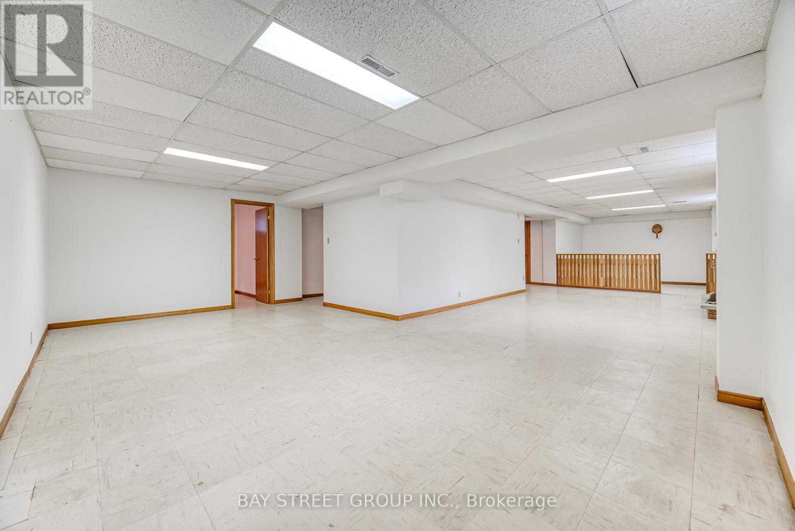 627 Conacher Drive, Toronto, Ontario  M2M 3N2 - Photo 35 - C12446731