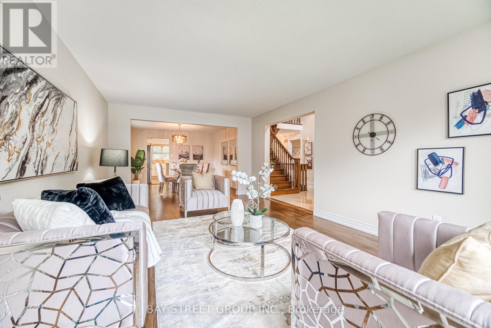 627 Conacher Drive, Toronto, Ontario  M2M 3N2 - Photo 7 - C12446731