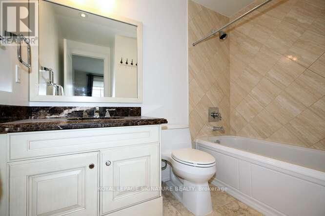 401 - 20 Burkebrook Place, Toronto, Ontario  M4G 0A1 - Photo 9 - C12446736