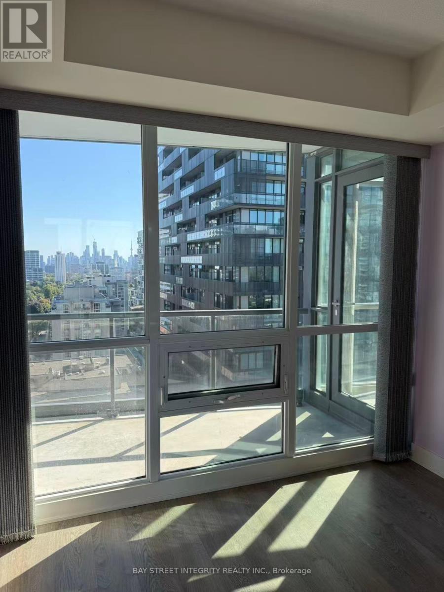 2001 - 30 Roehampton Avenue, Toronto, Ontario  M4P 0B9 - Photo 4 - C12446761